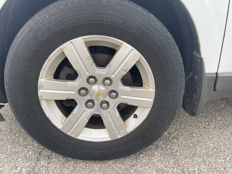 2009-chevrolet-traverse-image-11