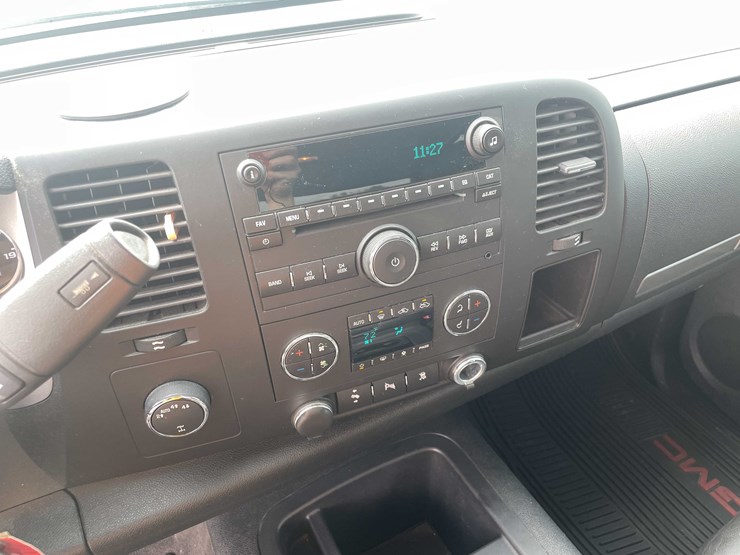 #1966-•-2011-gmc-sierra-(has-wi-title)-(of)-image-41