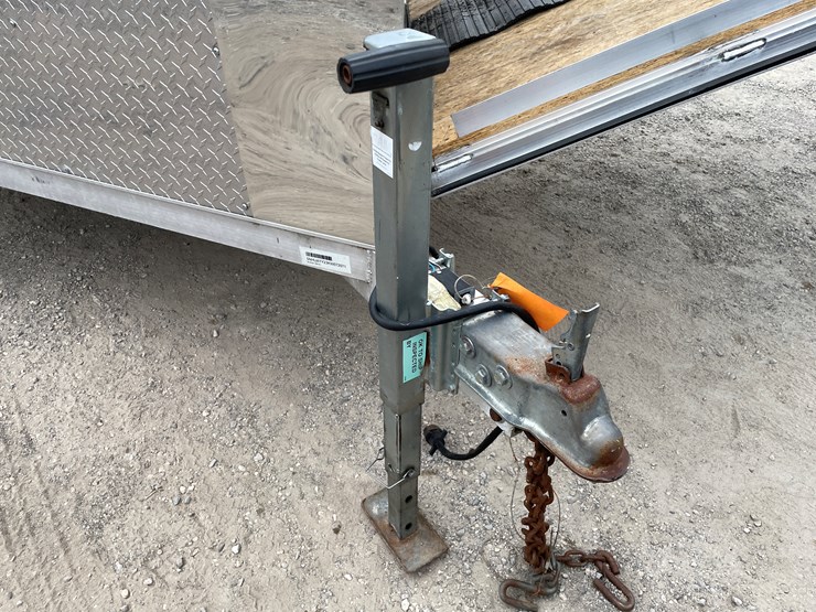 #1026-•-2019-forest-river-23'-v-nose-aluminum-trailer-(has-wi-title)-image-12