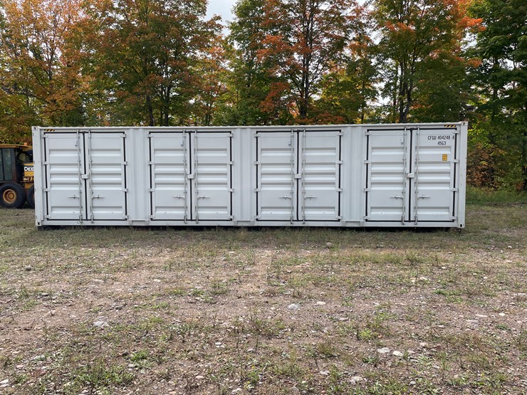 #8108-•-40'-high-cube-multi-door-container-image-5