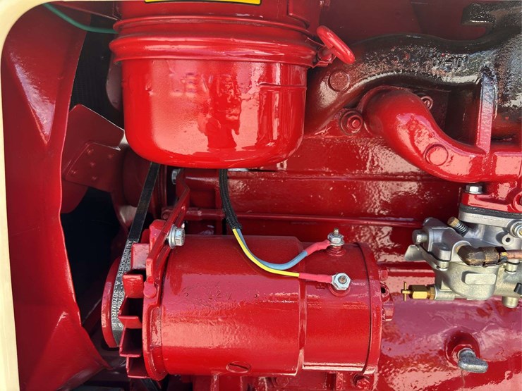 farmall-340-image-56