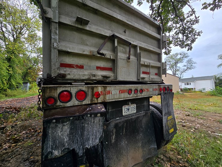1970-fruehauf-end-dump-trailer-image-13