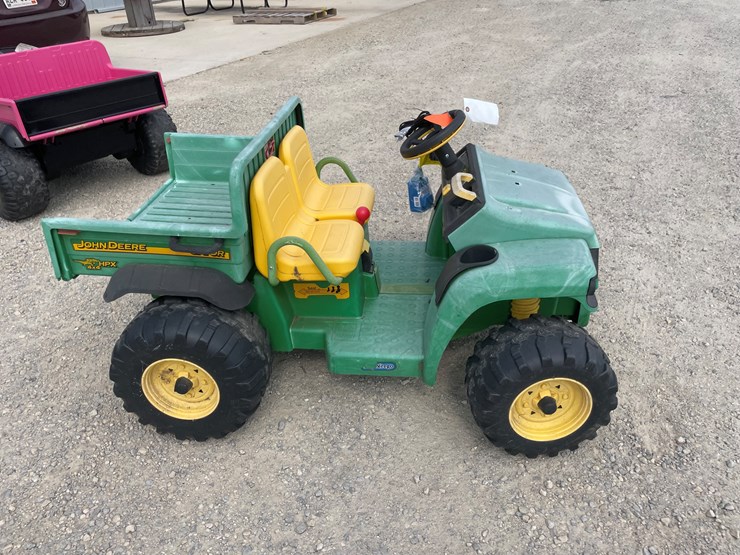 john-deere-gator-hpx-image-4