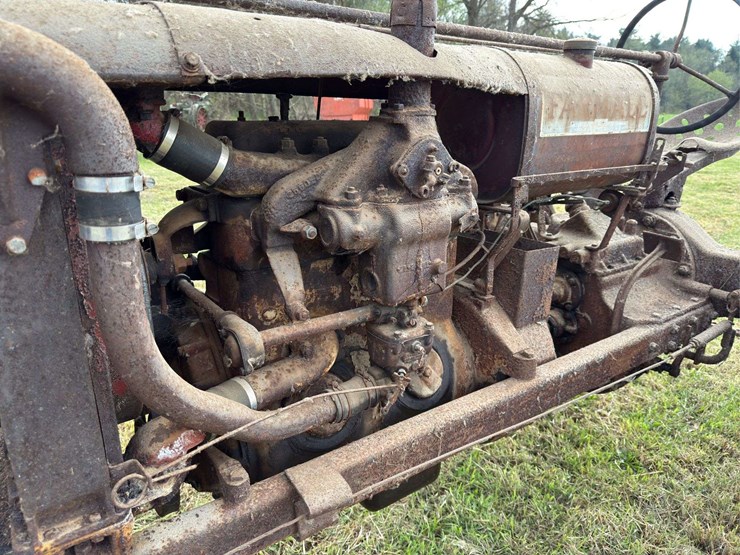 farmall-f-20-image-8