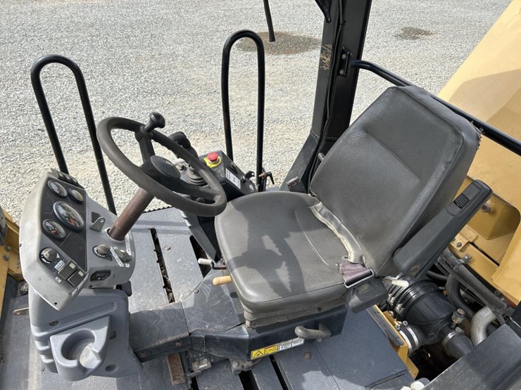 caterpillar-cb54-image-46
