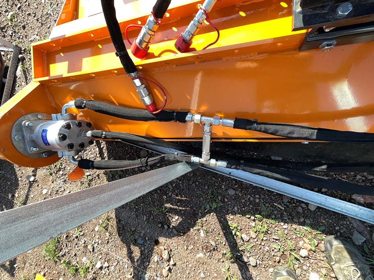 #8346-•-wolverine-48"-flail-mower,-mini-excavator-image-10