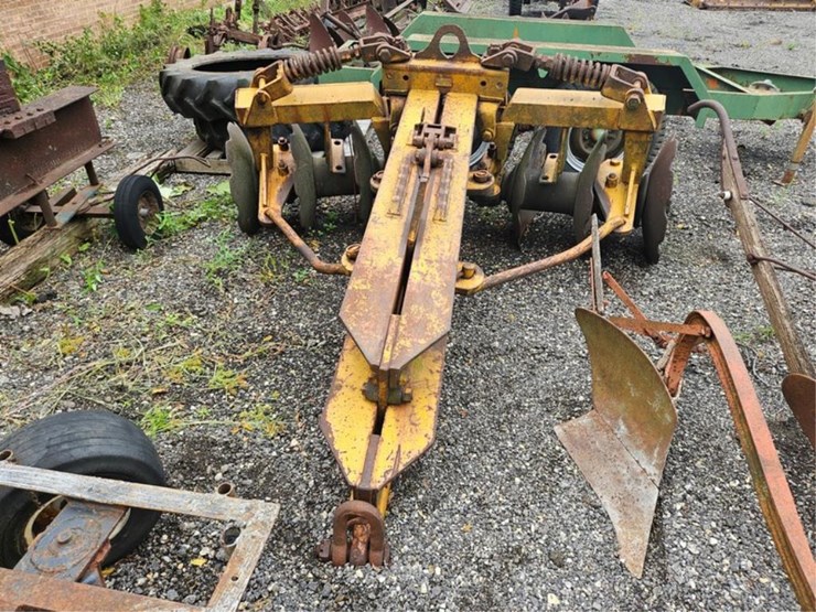 #2061-•-caterpillar-mr1628-pull-type-stump-disk-image-1