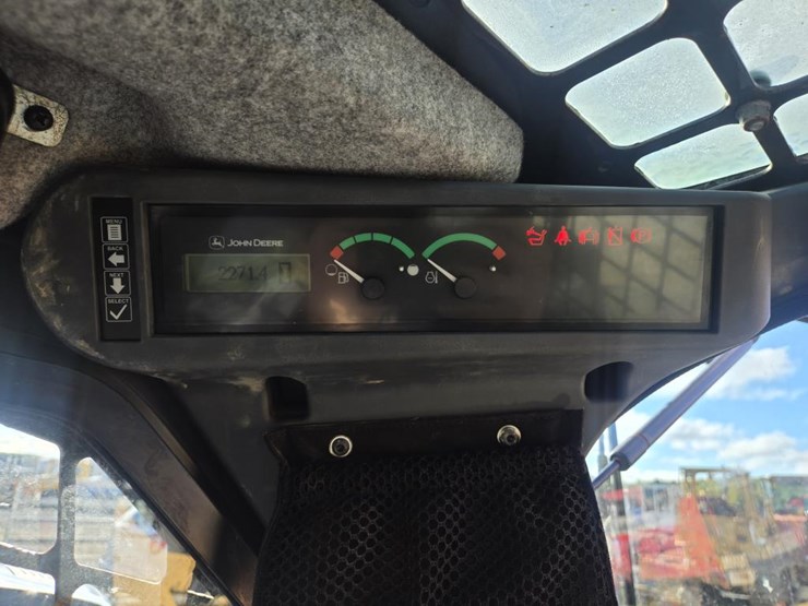 deere-324g-image-40