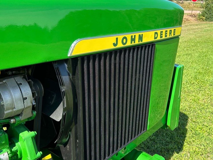 john-deere-4320-image-34