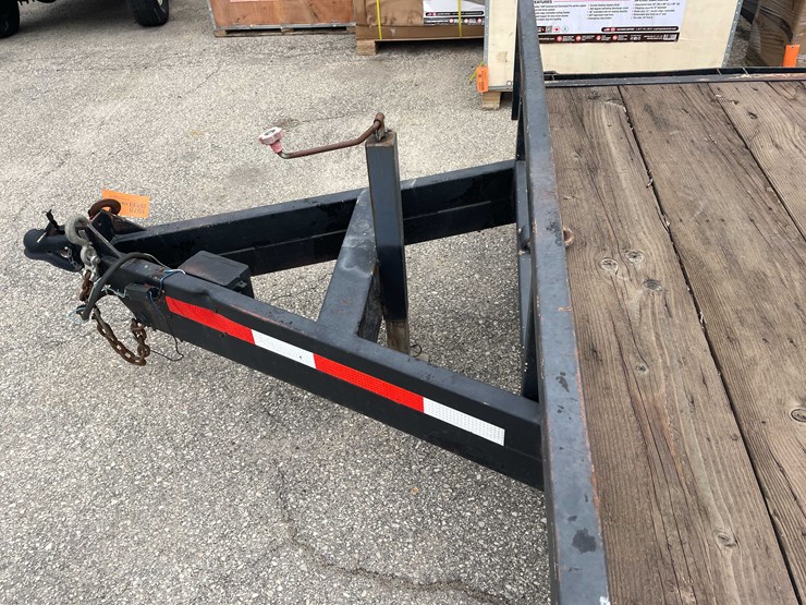 #1978-•-2002-reliable-welding-2-axle-trailer-(has-wi-title)-image-17