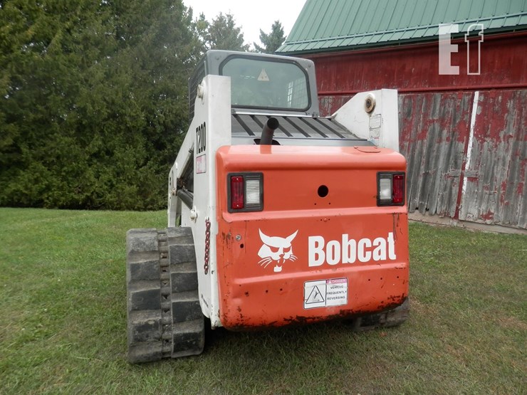 2002-bobcat-t200-image-5
