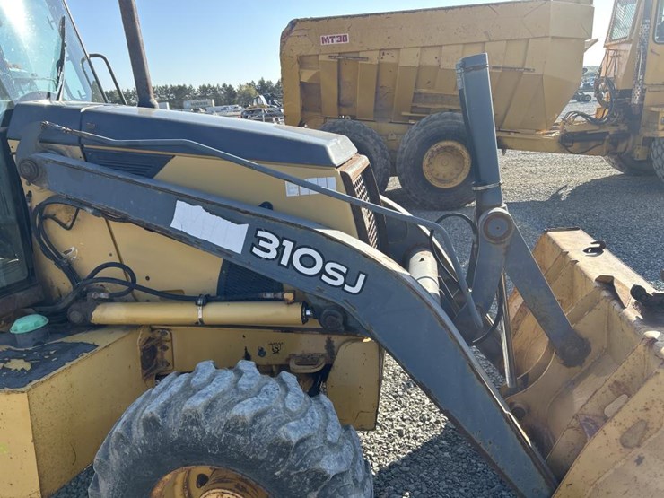 2008-deere-310sj-image-12