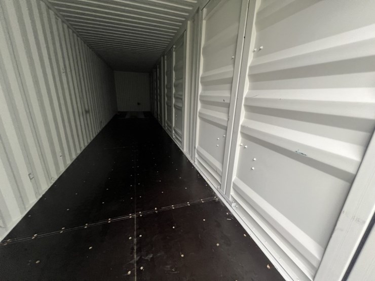 2025-40'-high-cube-shipping-container-image-7