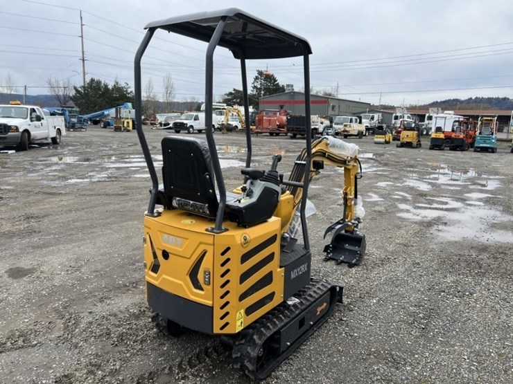 2025-cfg-mx15rx-mini-hydraulic-excavator-image-4