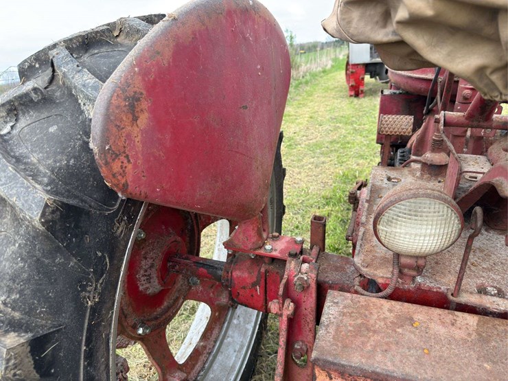 farmall-h-image-4