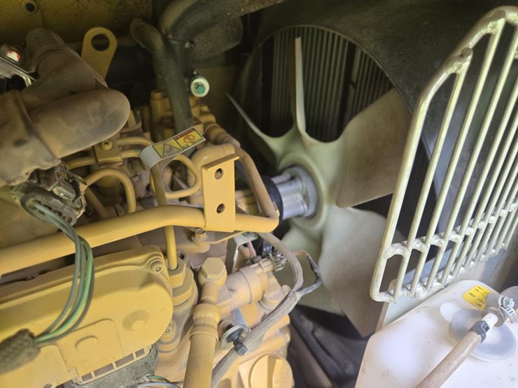 2020-caterpillar-306cr-image-76
