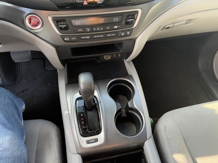2016-honda-pilot-image-16