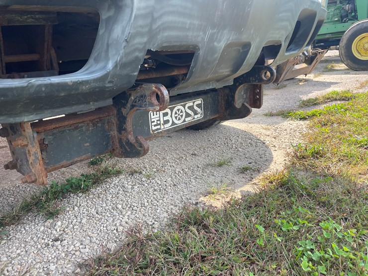 #1007-•-2004-chevy-2500-hd-(has-wi-title)-image-19