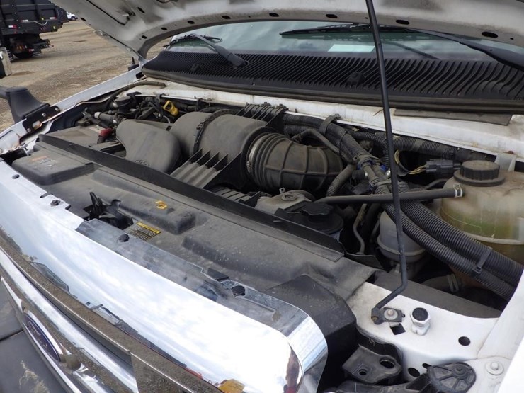 2017-ford-f450-lariat-image-9