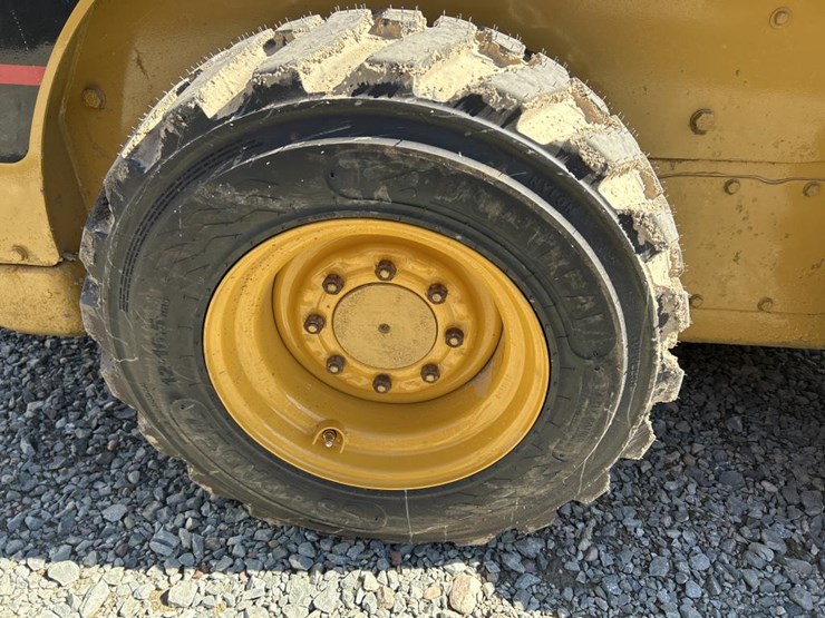caterpillar-236-image-44