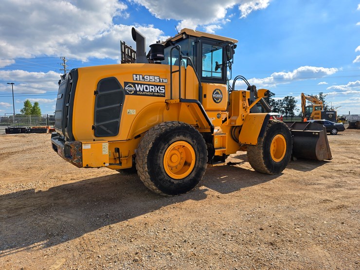 2019-hyundai-hl955tm-image-24