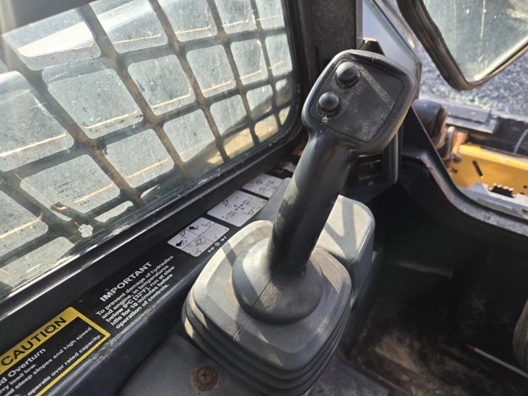 deere-324g-image-37