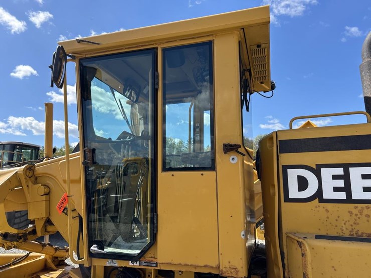 2001-deere-772ch-image-104