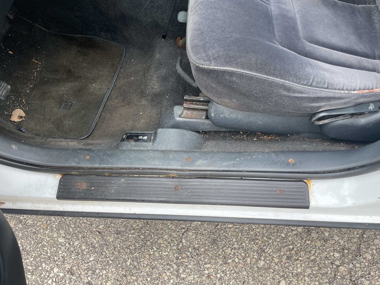 #1972-•-1996-oldsmobile-achieva-sl-sedan-(has-wi-title)-image-47