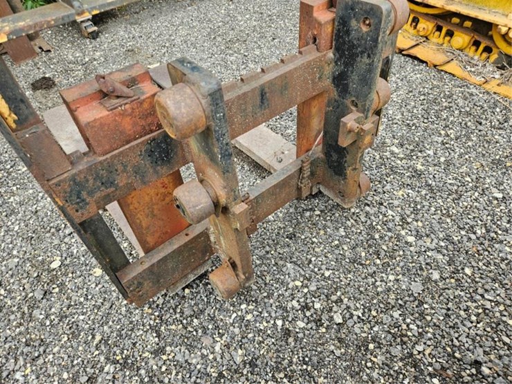 #2048-•-42"-fork-lift-pallet-forks-image-11