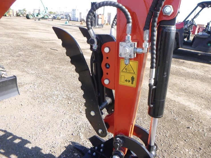 2025-tpm-16-hydraulic-excavator-image-12