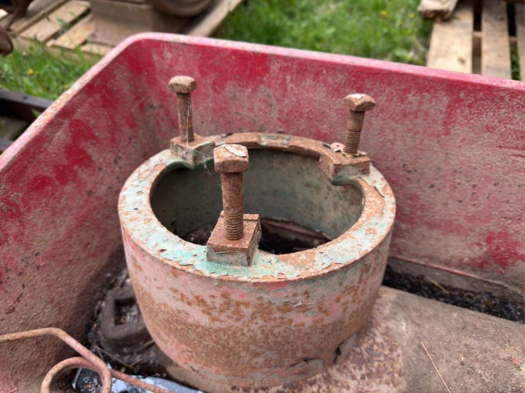 5hp-new-holland-image-8