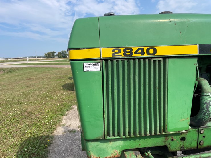 john-deere-2840-image-20