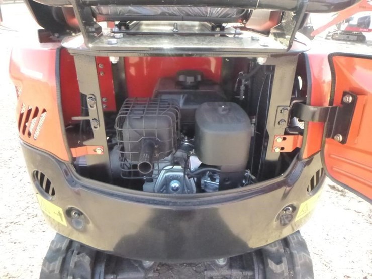 2025-tpm-16-hydraulic-excavator-image-24