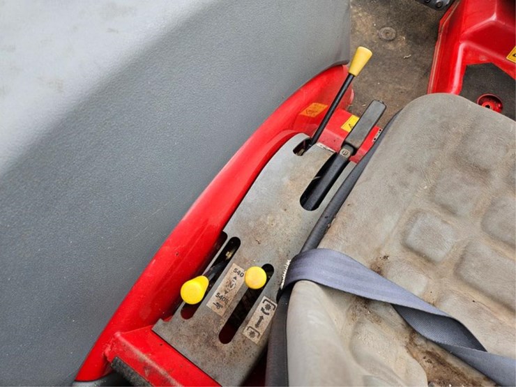 #2019-•-mccormick-gx45a-compact-tractor-image-18