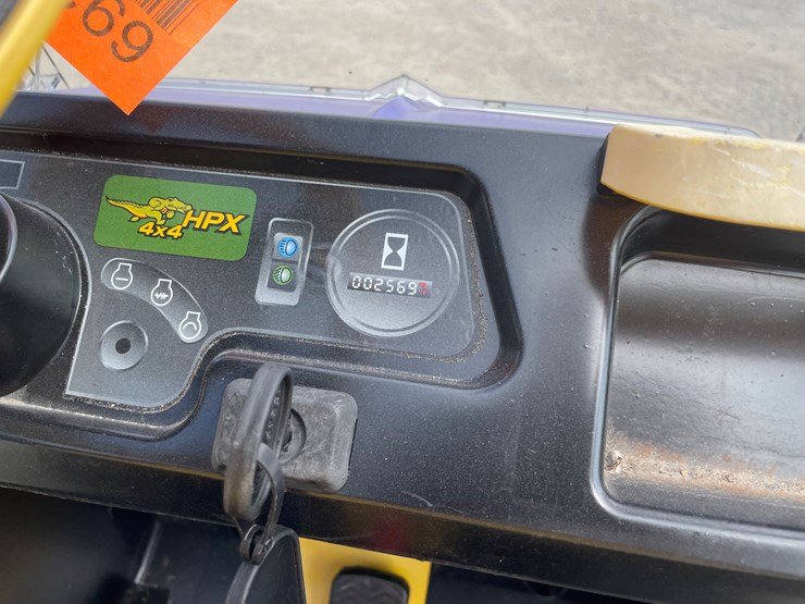 john-deere-gator-hpx-image-14