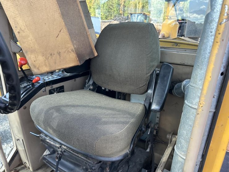 deere-770bh-image-93