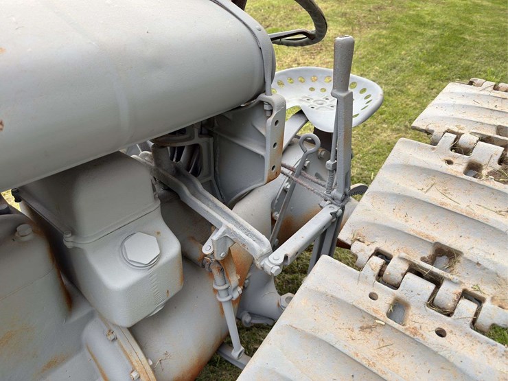 fordson-trackson-image-10