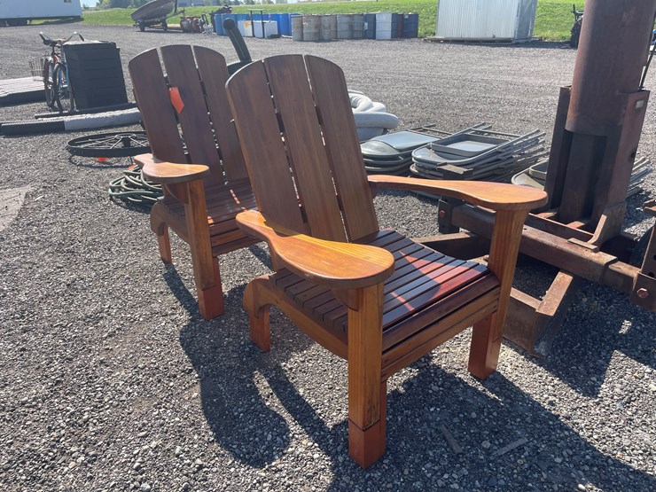 #6646-•-(2)-wooden-patio-chairs-image-12