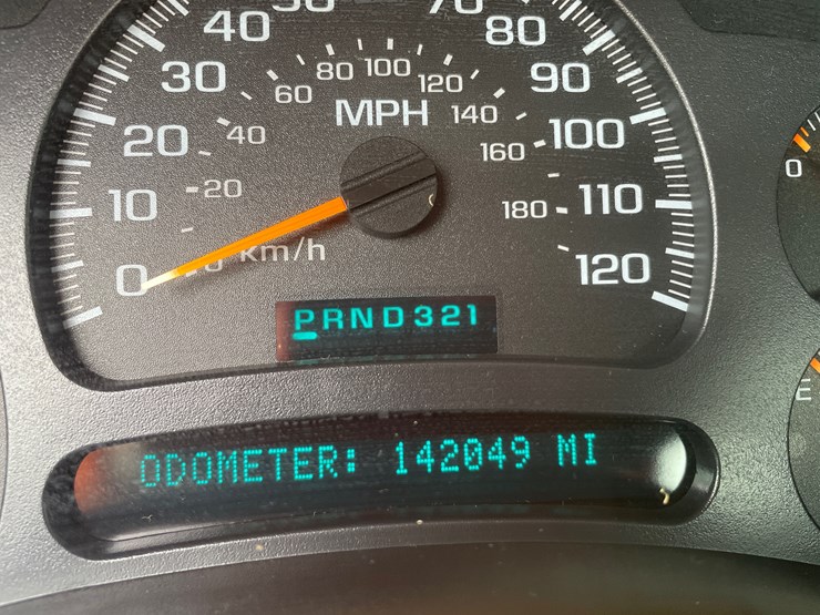 2003-chevrolet-silverado-2500-image-117
