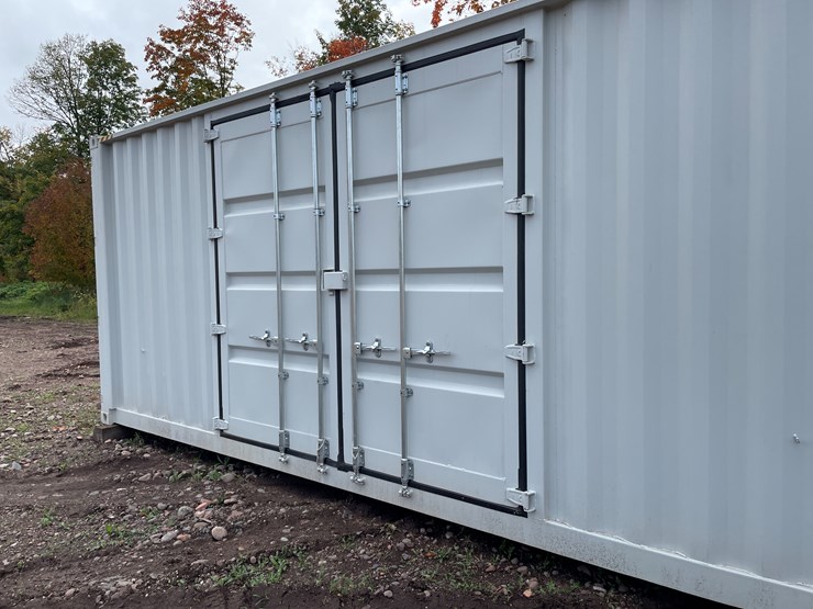 #8105-•-40'-high-cube-container-image-8