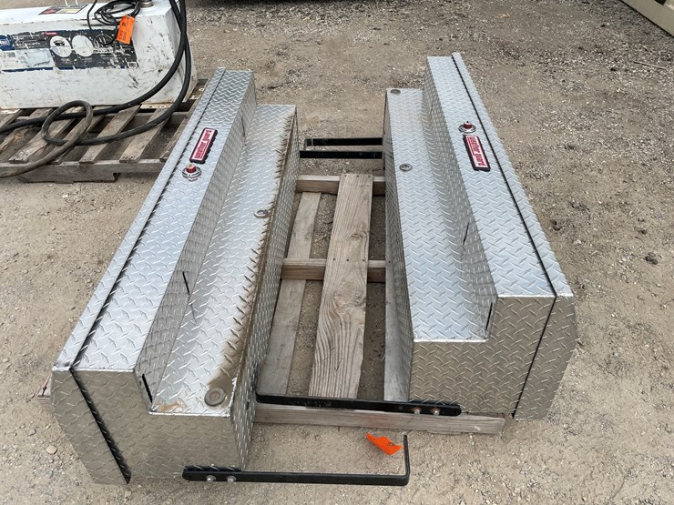 #6368-•-(2)-aluminum-pickup-truck-toolboxes-image-1