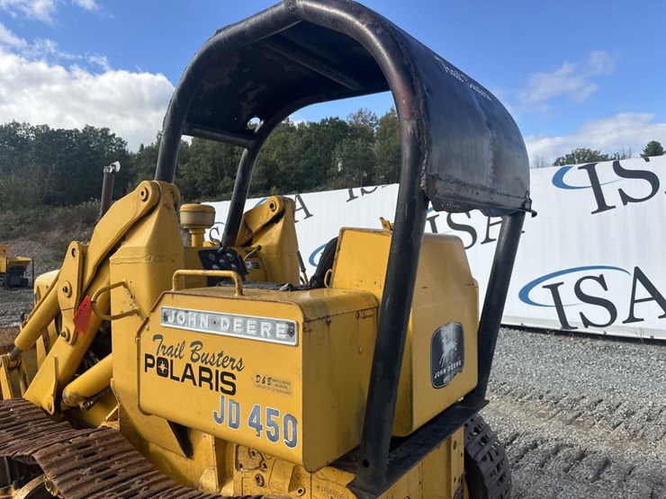 john-deere-300-image-10