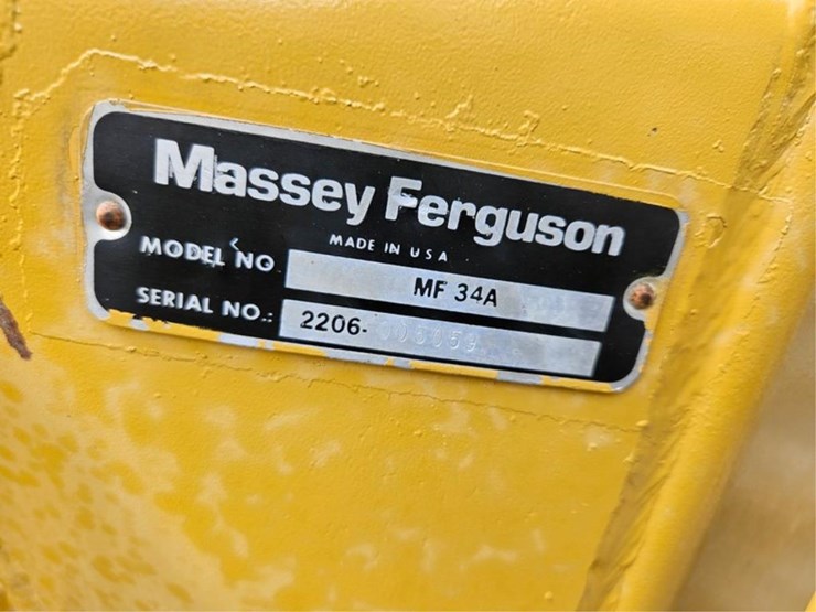 #2008-•-massey-ferguson-loader-tractor-image-46