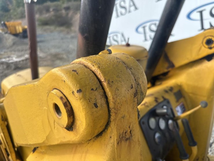 john-deere-300-image-18