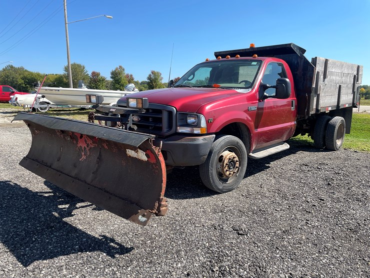 2002-ford-f550-xl-image-1