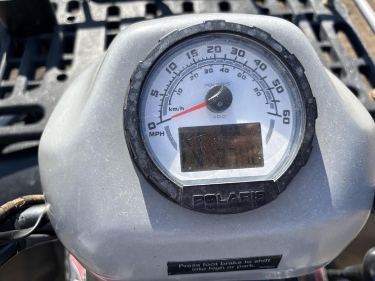 2002-polaris-sportsman-700-image-14