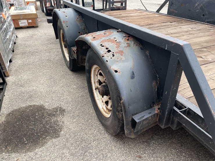 #1978-•-2002-reliable-welding-2-axle-trailer-(has-wi-title)-image-27
