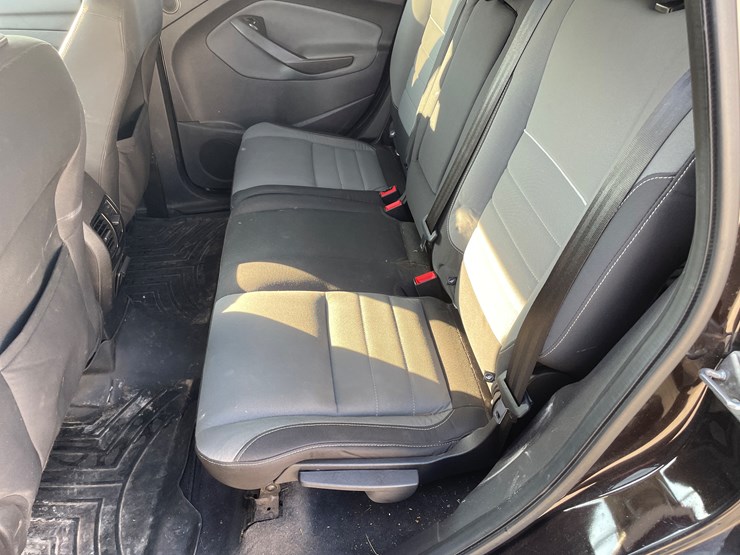 2013-ford-escape-se-image-28