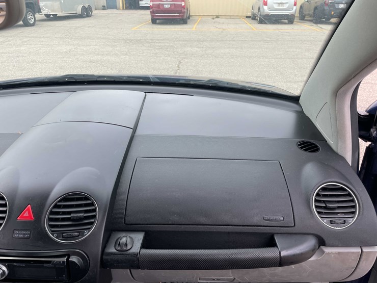 #1969-•-2006-vw-beetle-tdi-diesel-(has-wi-title)-(of)-image-44
