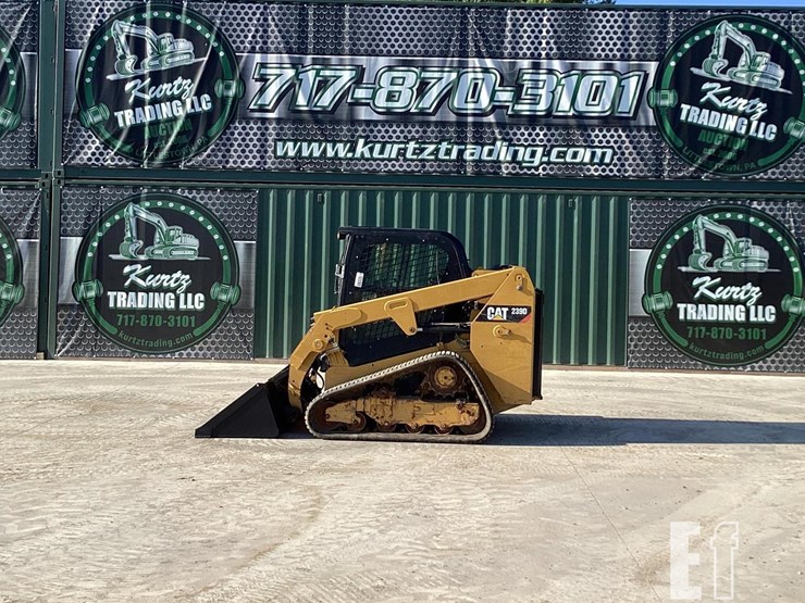 2019-caterpillar-239d-image-1